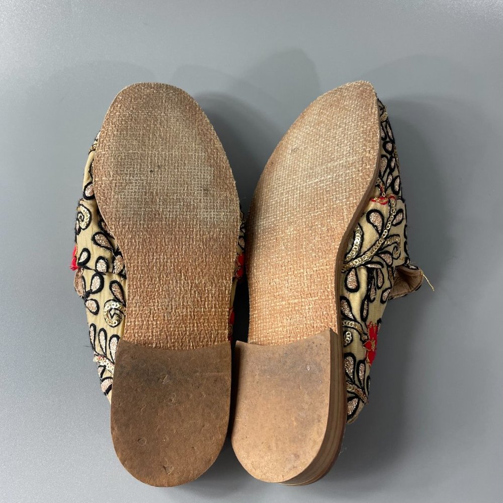 Free People Gold Embroidered Loafers, Size 36 - Picture 9 of 10